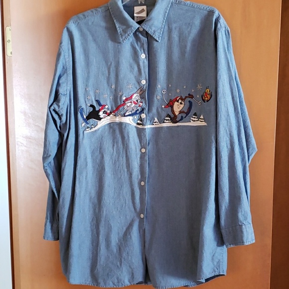 Warner Bros. Tops - 🎅🎅CHRISTMAS SALE🎅🎅 Women's Christmas Shirt